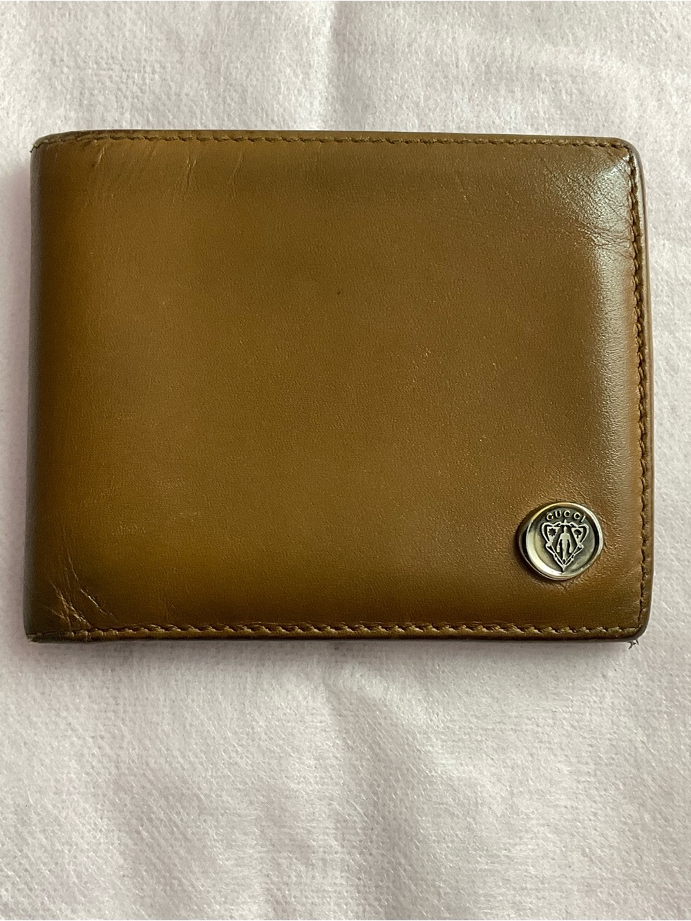 Gucci Men's Leather Bi-Fold Card Holder in Brown with Silver Emblem